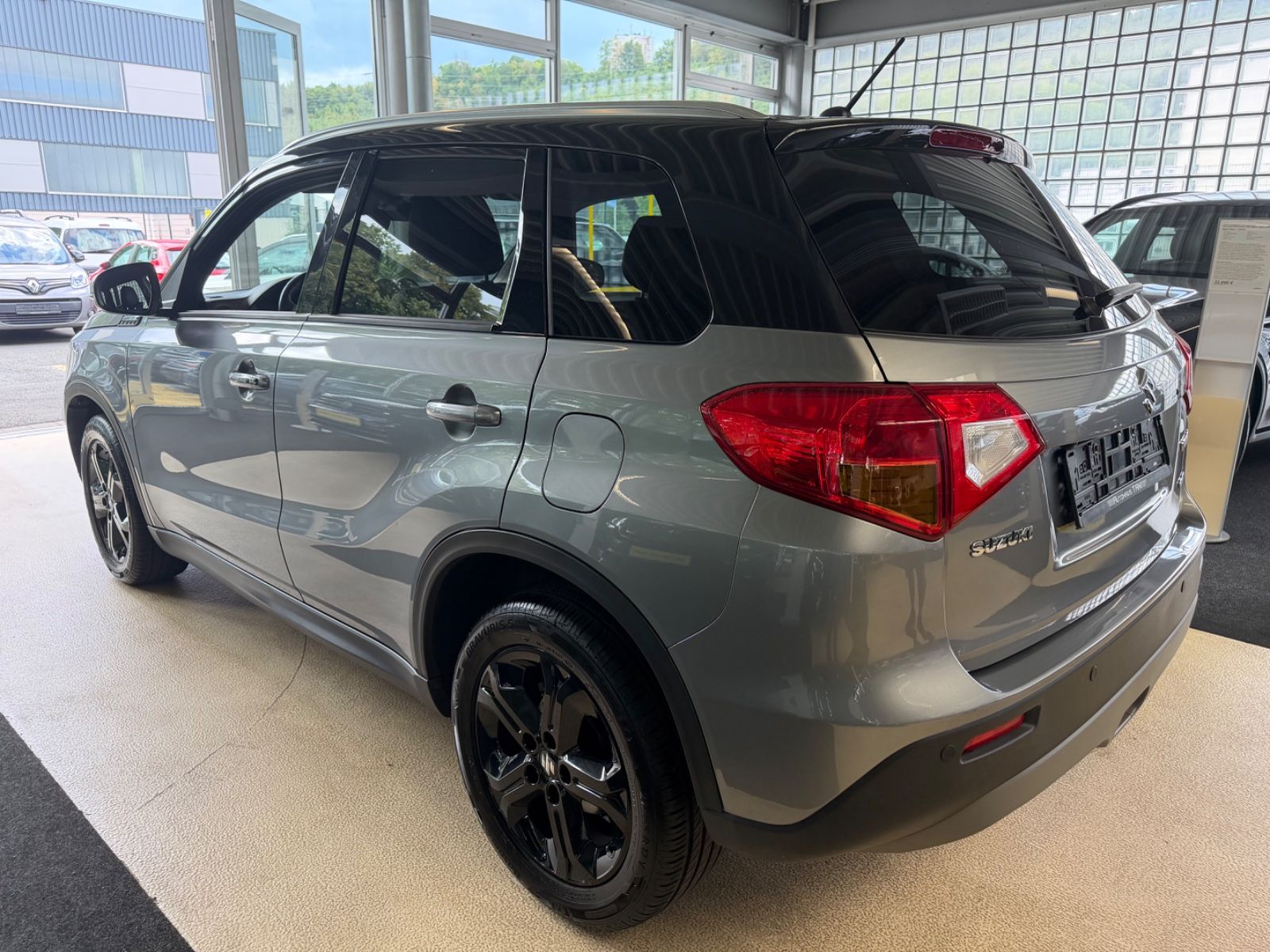 Fahrzeugabbildung Suzuki Vitara 1.4 S 4x4