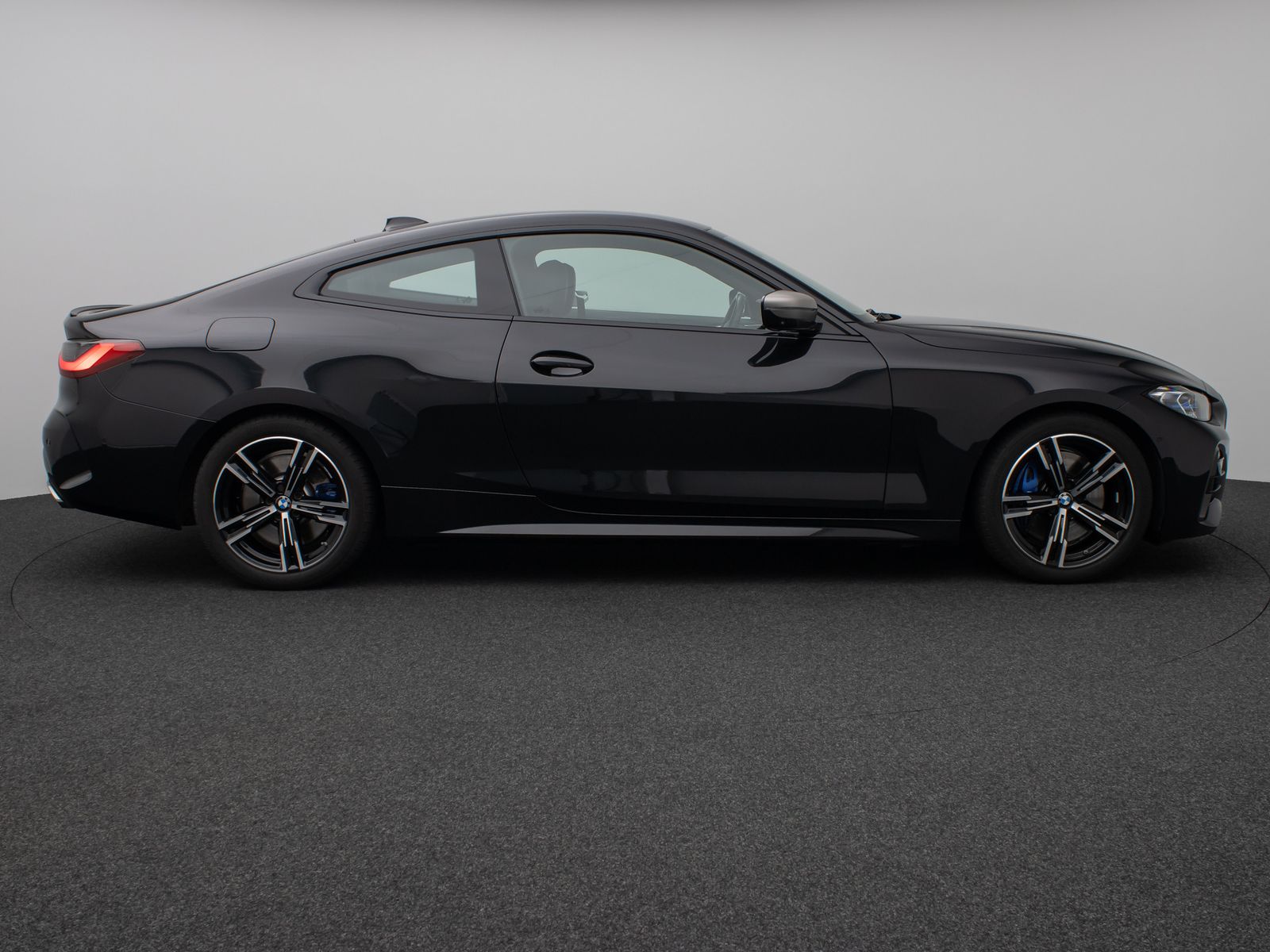 Fahrzeugabbildung BMW M440d xD Coupé Laser 360°HUD DAB H/K Komfort ACC