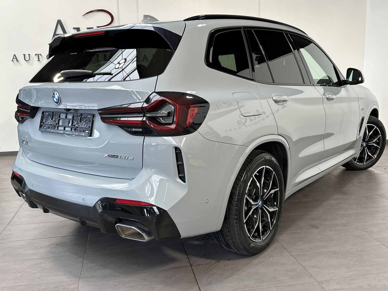 Fahrzeugabbildung BMW X3 xDrive30e M-Sport NAV+LED+AHK+KAMERA+19ZO+1HD