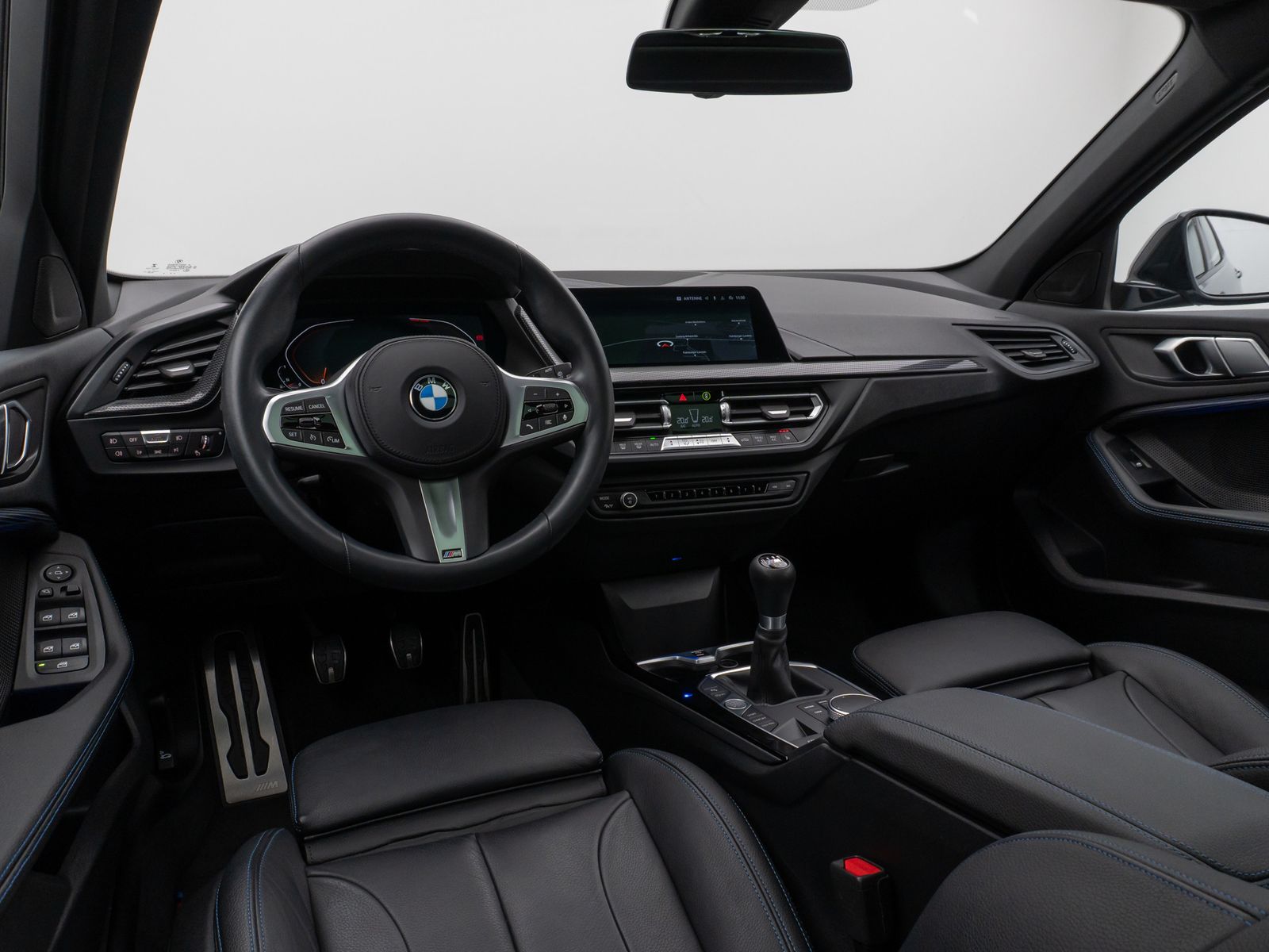 Fahrzeugabbildung BMW 118i M Sport DAB Panorama HiFi Adapt.LED Leder
