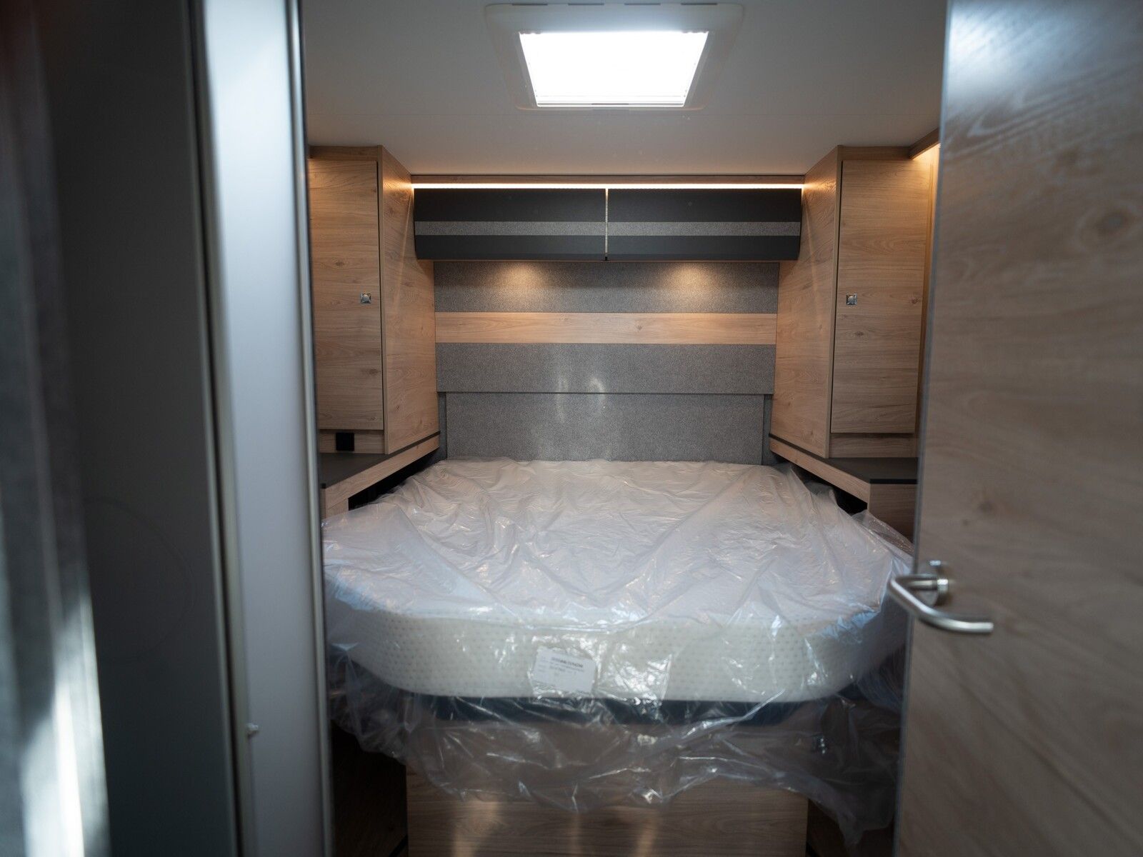 Fahrzeugabbildung Dethleffs Just Go Active T 7055 DBL Hubbett*Markise*Kamera