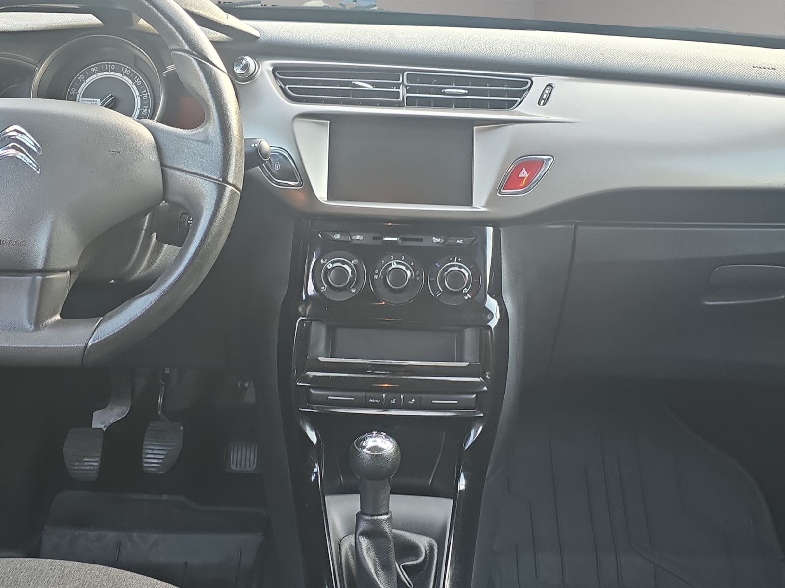 Fahrzeugabbildung Citroën C3 Selection/KLIMA/TÜV NEU/PDC