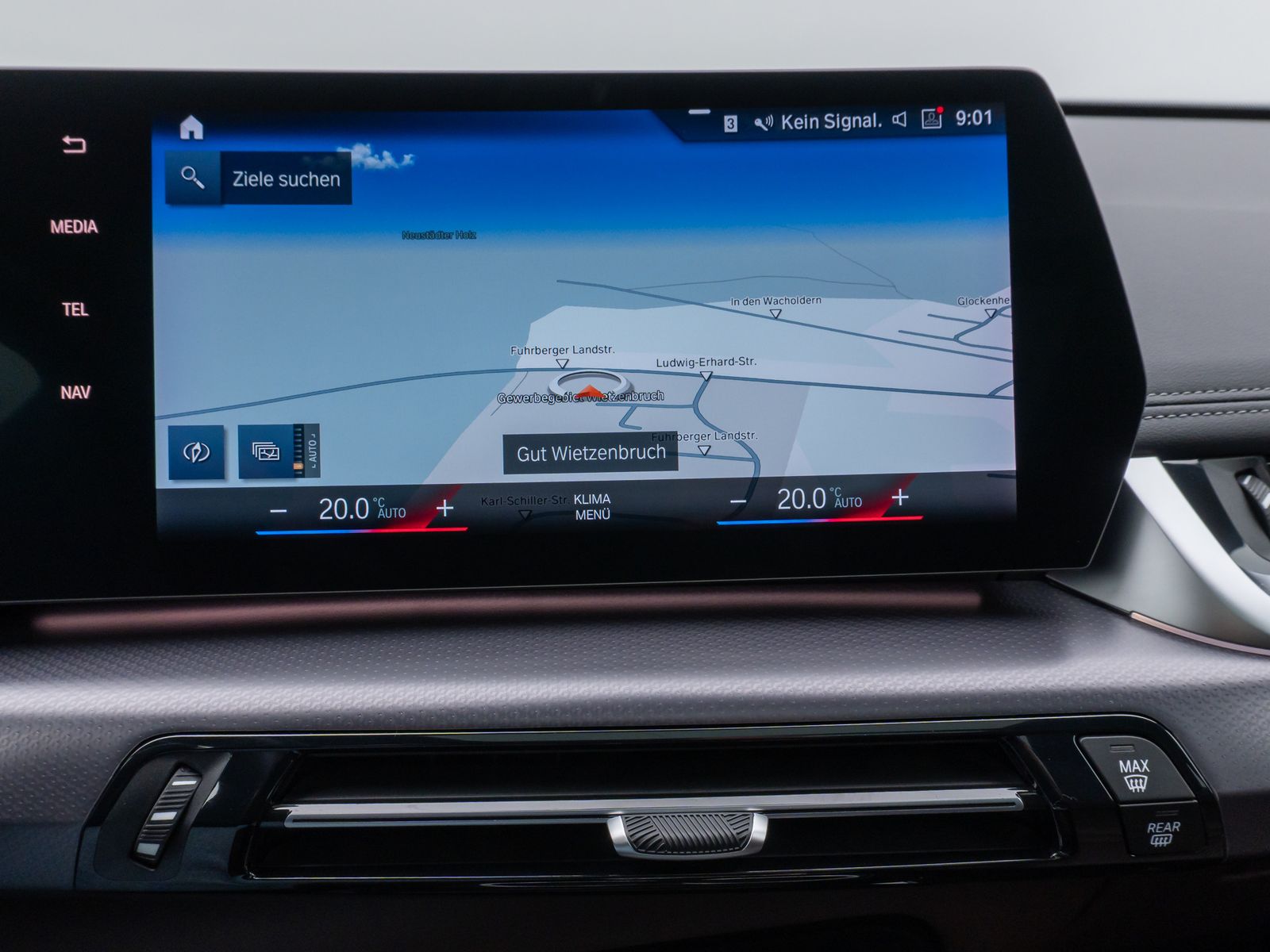Fahrzeugabbildung BMW X1 xD23i M Sport Panorama 360°HUD DAB AHK Komfor