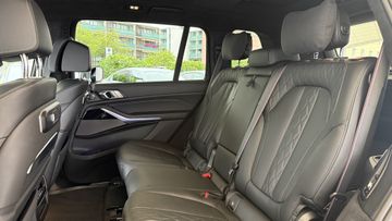 BMW X7 - 11