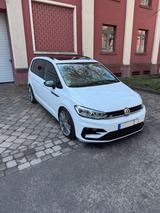 Volkswagen VW Touran R-Line 2017 5-Sitzer - Volkswagen Touran: 5.2