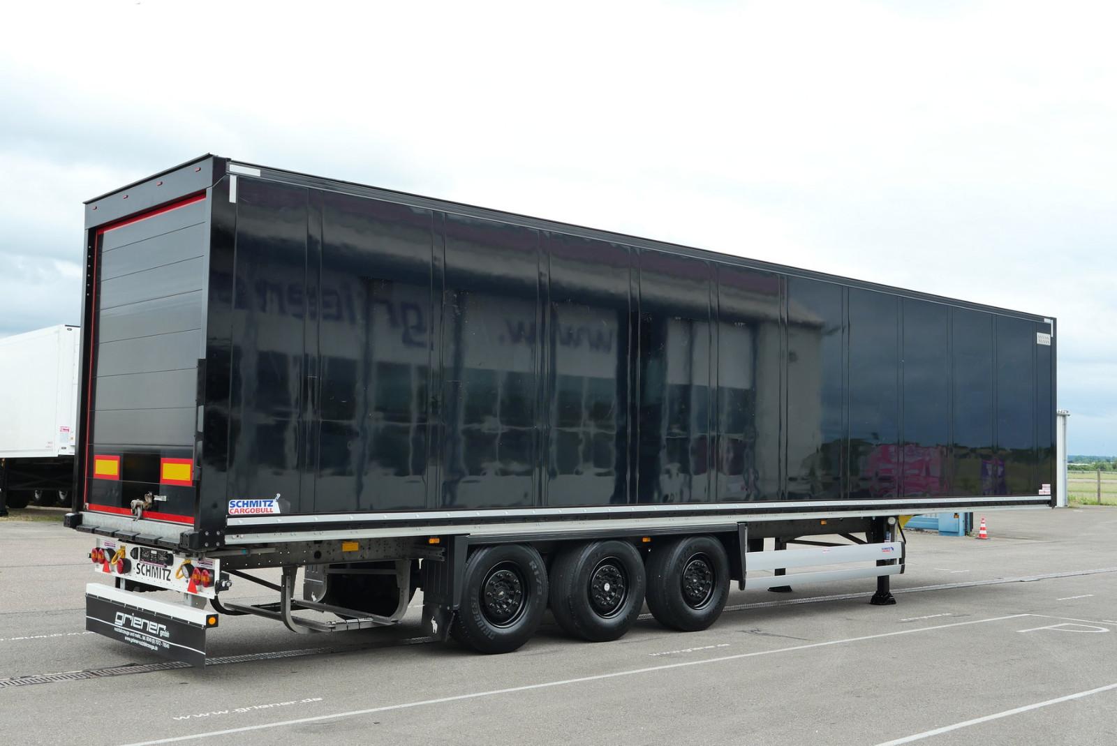 Schmitz Cargobull SKO 24 / ROLLTOR / ZURRLEISTE BLACK 62 tsd km  !
