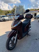 Honda HONDA SH 300 i SH 300i PGM-FI - HONDA SH 300I