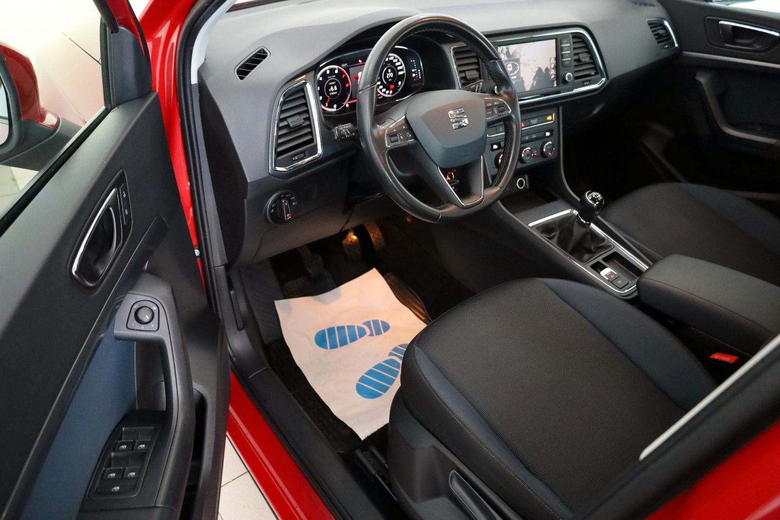 Fahrzeugabbildung SEAT Ateca Style Navi,LED,Apple CarPlay,PDC
