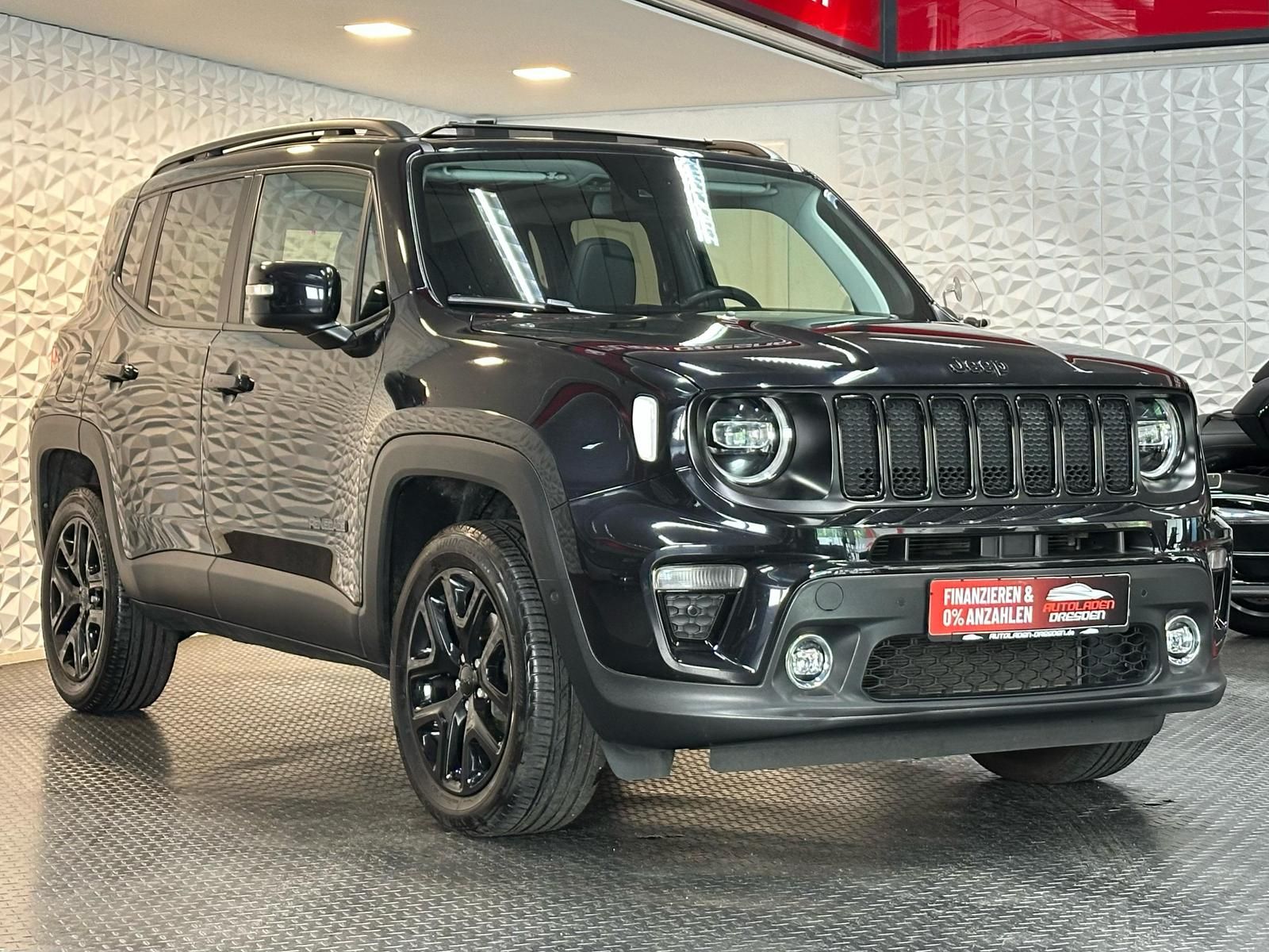 JEEP Renegade 1.3 ALL BLACK LIM 4x4 LED#ACC#SPUR#CAM - Image 2