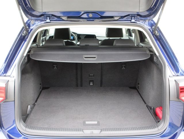 Golf VIII Variant 2.0 TDI Life LED/NAVI+VZE/BUSI