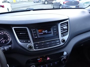 Fotografie 17 des Hyundai Tucson 1.6 T-GDI*AHK*Klima*Aluräder*6-Gang