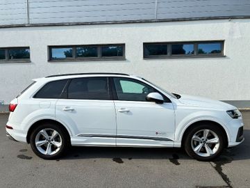 Audi Q7 - 7