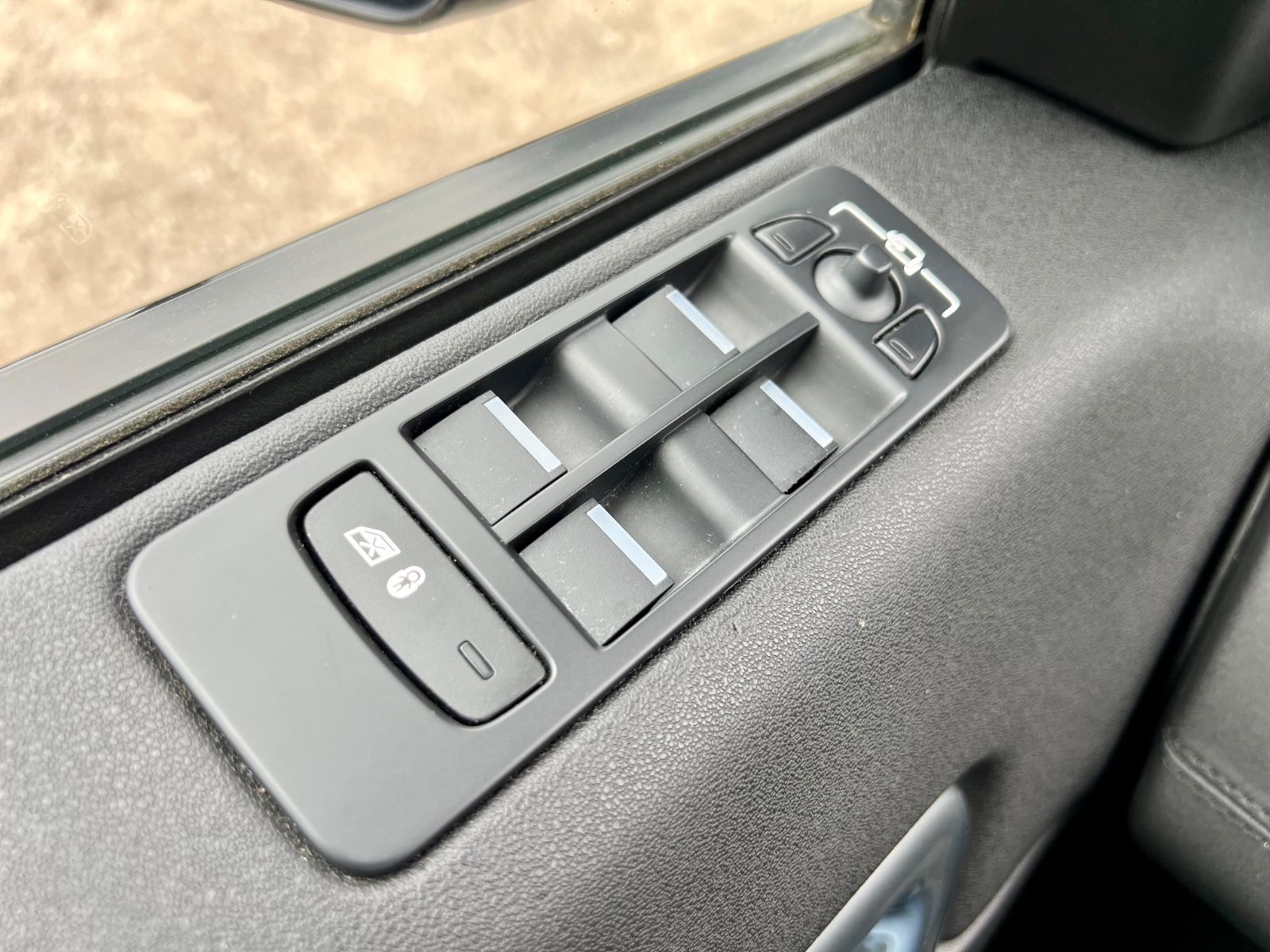 LAND ROVER Discovery Sport AWD PANO AAC SHZ NAVI
