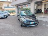 Renault Clio 1.2 benzina neopatentati - Renault Clio mit Benzin-Antrieb