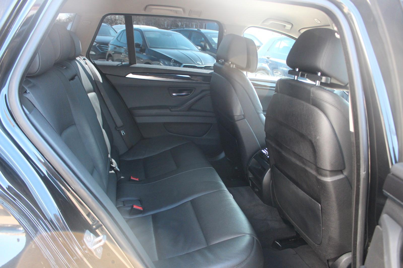 BMW 530 5 Touring 530 d/R-Kamera/Navi/TÜV 07.2027