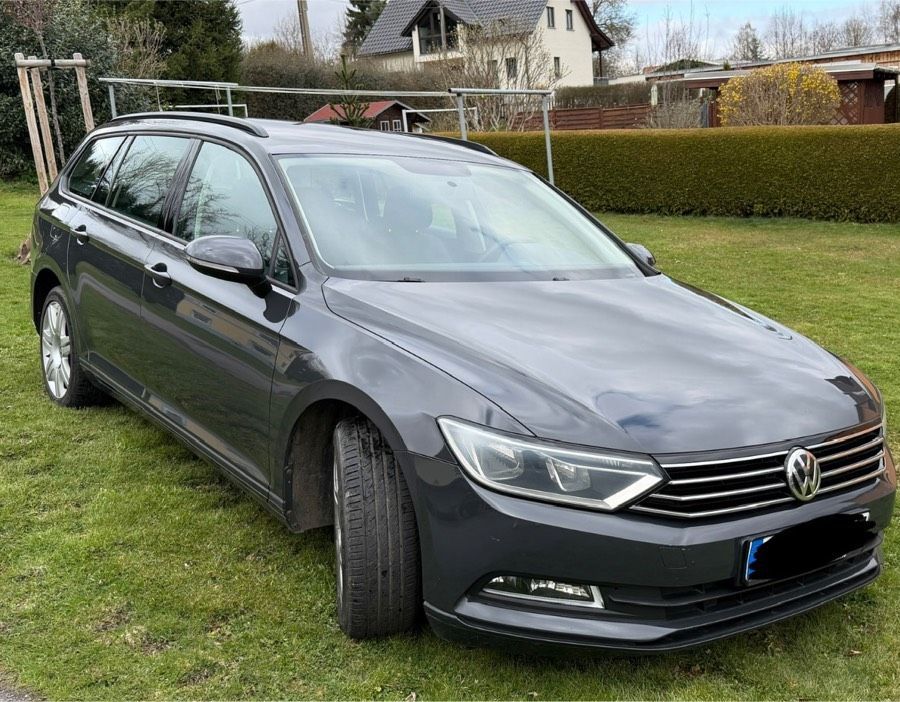 VW Passat Variant