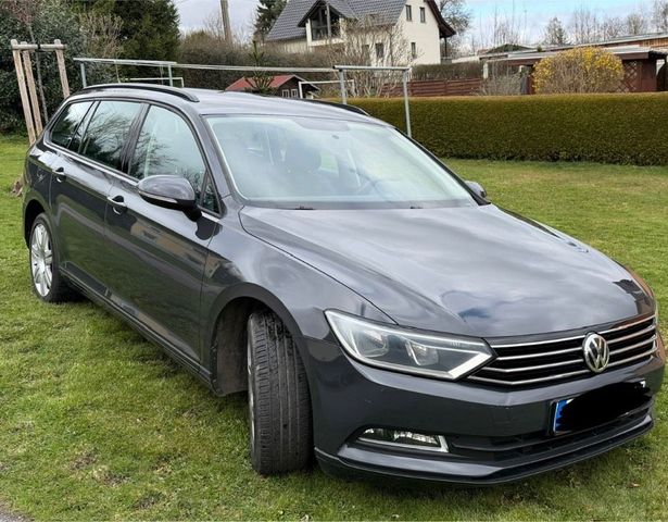 VW Passat Variant