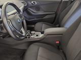 BMW 120d 5-Türer Navi/LED/AHK/Sport-LR-Hz/KomfZg/DAB - gebrauchte BMW 120 aus dem Jahr 2022