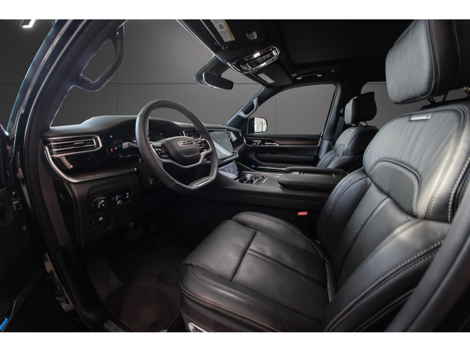 Jeep Wagoneer - Bild 18