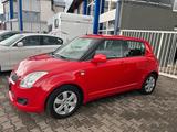 Suzuki Swift Lim. Club - Suzuki Swift mit Diesel-Antrieb: Limousine