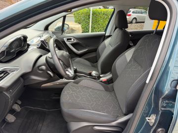 Peugeot 2008 - 10
