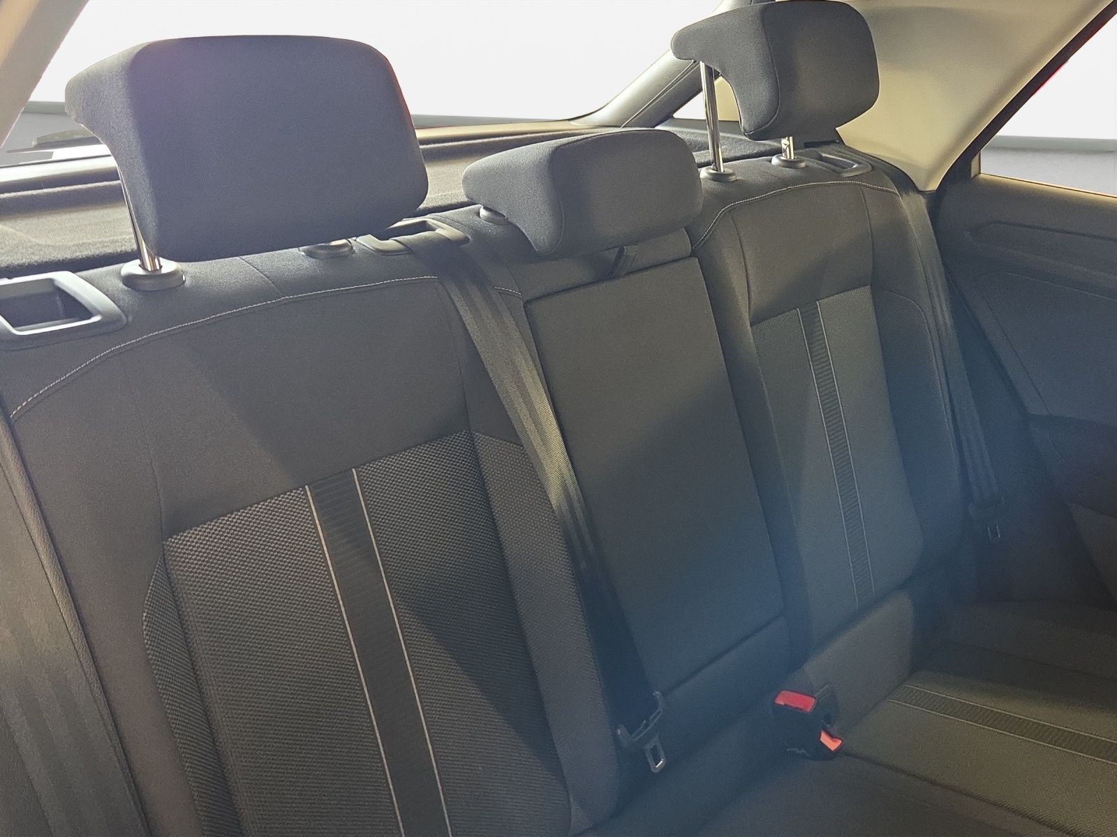 Volkswagen T-Roc - Bild 17