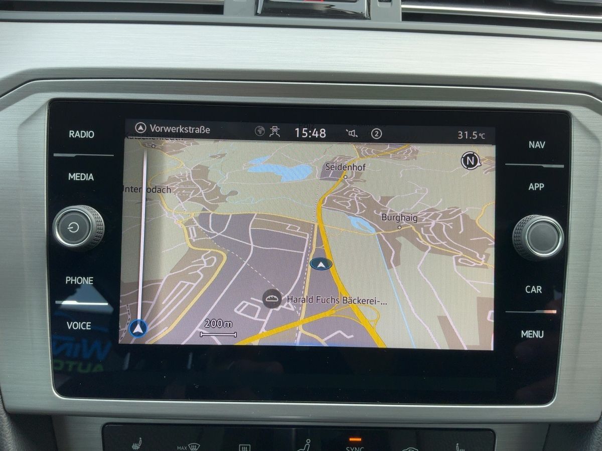 Volkswagen Passat Variant - Bild 12