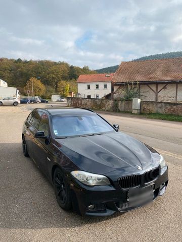 BMW F11 530d M-Paket XDrive AHK