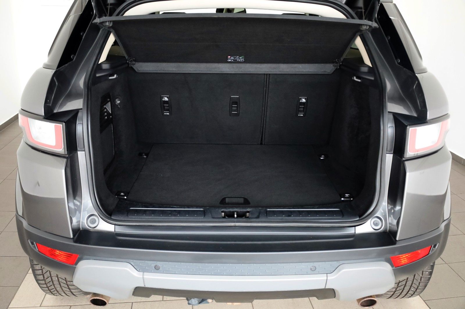 Fahrzeugabbildung Land Rover Range Rover Evoque AWD Automatik,Leder,Navi,SHZ