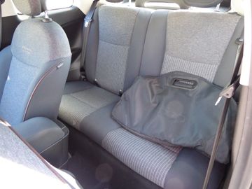 Fiat 500e C Icon, Park Paket, Winter Paket, 17 Zoll