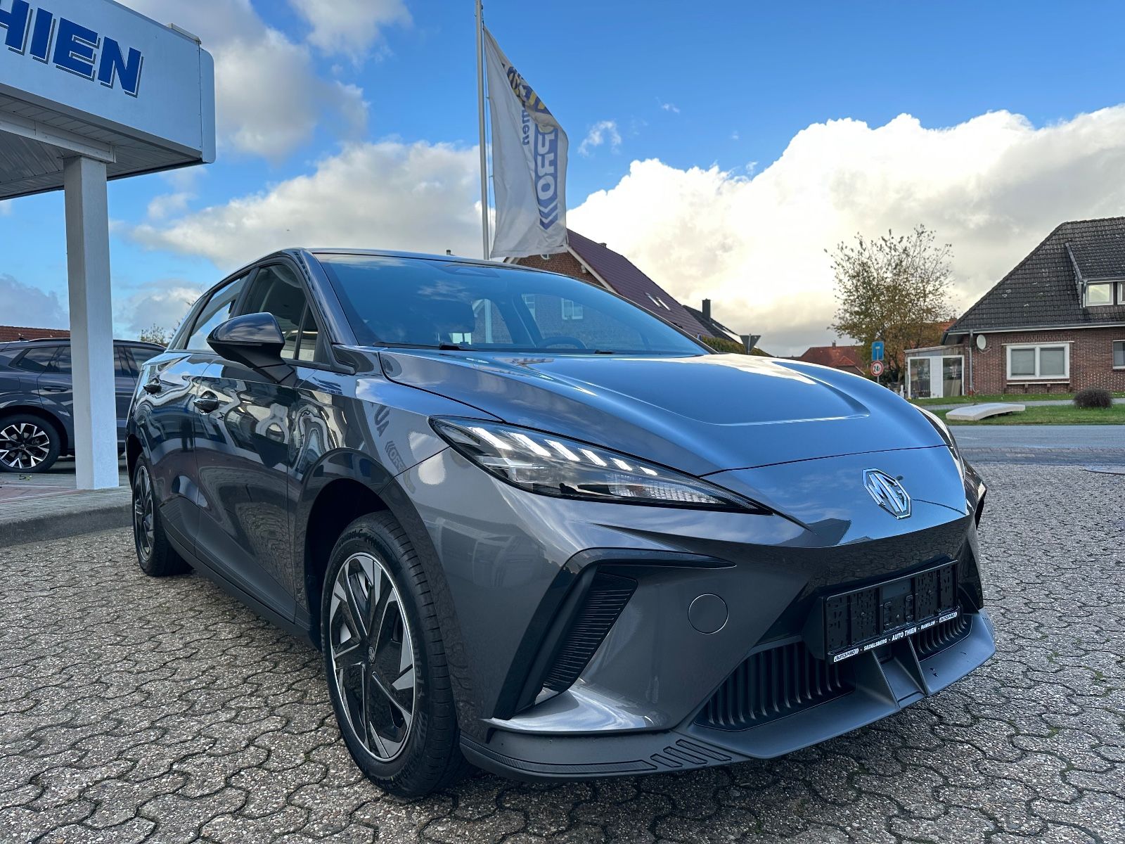 Fahrzeugabbildung MG MG4 Standard 51 kWh Navi/ACC/LED/PDC/CarPlay