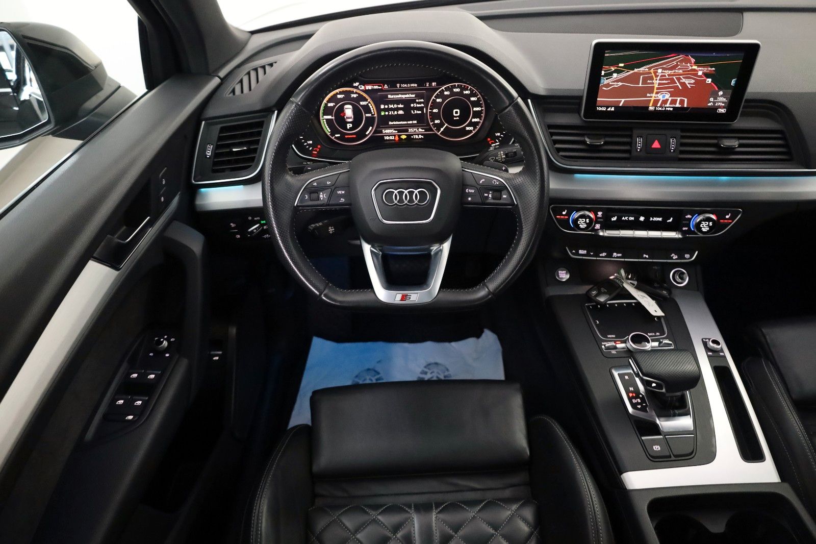 Fahrzeugabbildung Audi Q5 50 TFSIe quattro S line,Leder,Kamera,Pano,AHK