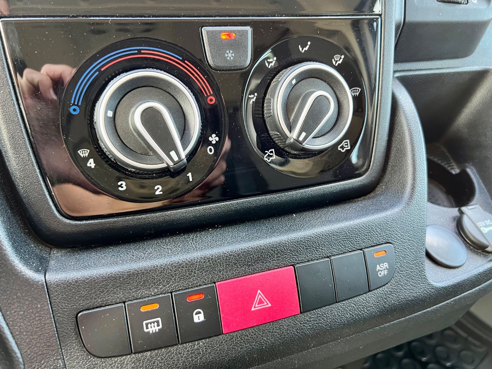 FIAT Ducato L2H2 140PS 9-SITZER KLIMA BLUETOOTH GZJR