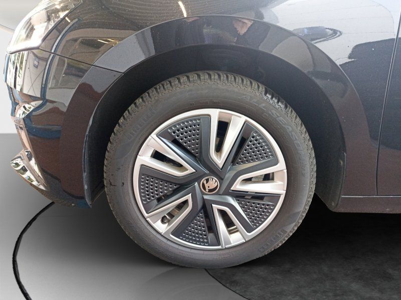 Fahrzeugabbildung SKODA Fabia 1.0 TSI Style OPF LED+PDC+SMART-LINK+WINTE