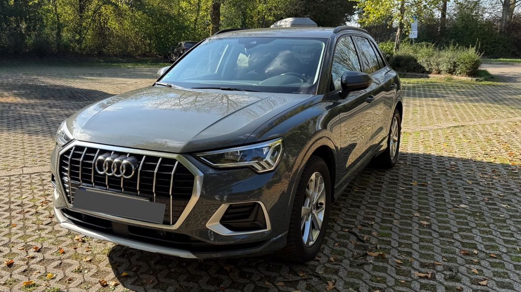 Image of Audi Q3