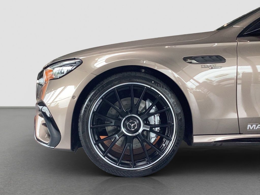 Fahrzeugabbildung Mercedes-Benz E 53 HYBRID 4M+ AMG*DISTR*PANO*V-Max*MASSAGE*AHK