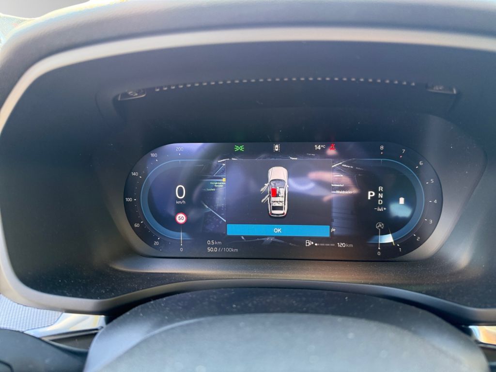 VOLVO V60 B4 B DKG Plus Dark VOLVO V60 B4 B DKG Plus Dark