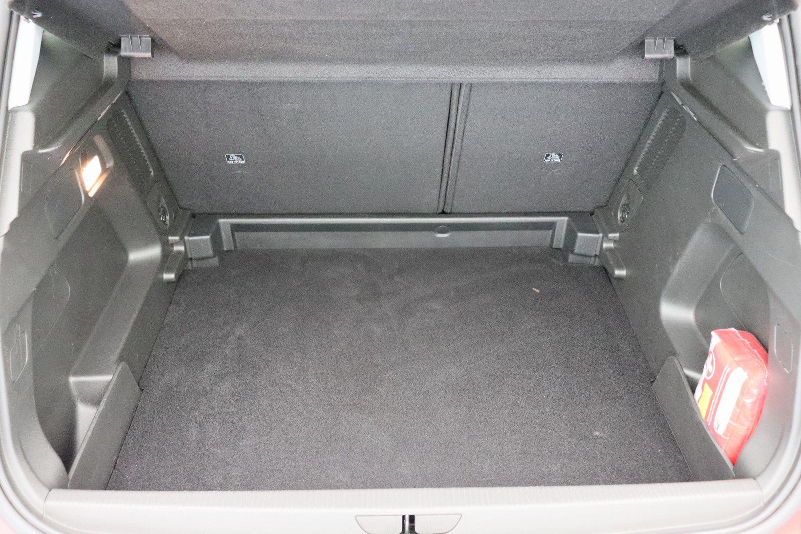Fahrzeugabbildung Opel Grandland X 1.2 Elegance