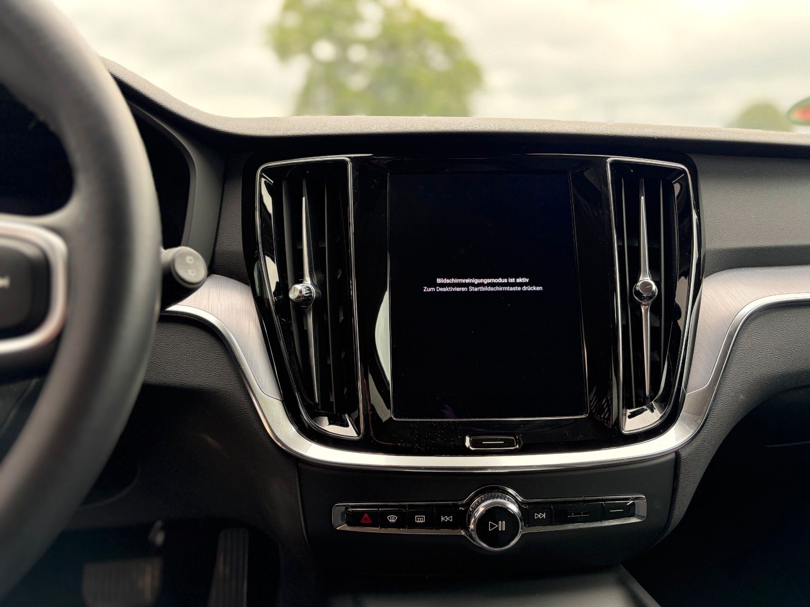 Fahrzeugabbildung Volvo V60 Kombi Core