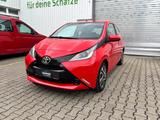 Toyota Aygo x-play Scheckheft Servo Klima - Toyota Aygo (X) in Stuttgart