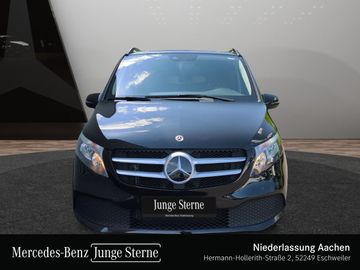 Mercedes V 220 - 3