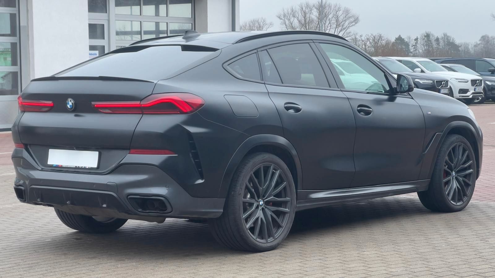 Fahrzeugabbildung BMW X6 M550 i*Laser*STHZ*AHK*HU*B&W*VOLL*Mietkauf