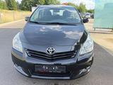 Toyota Verso Life Diesel 2,0.  7 sitze - gebrauchte Toyota Verso aus dem Jahr 2010