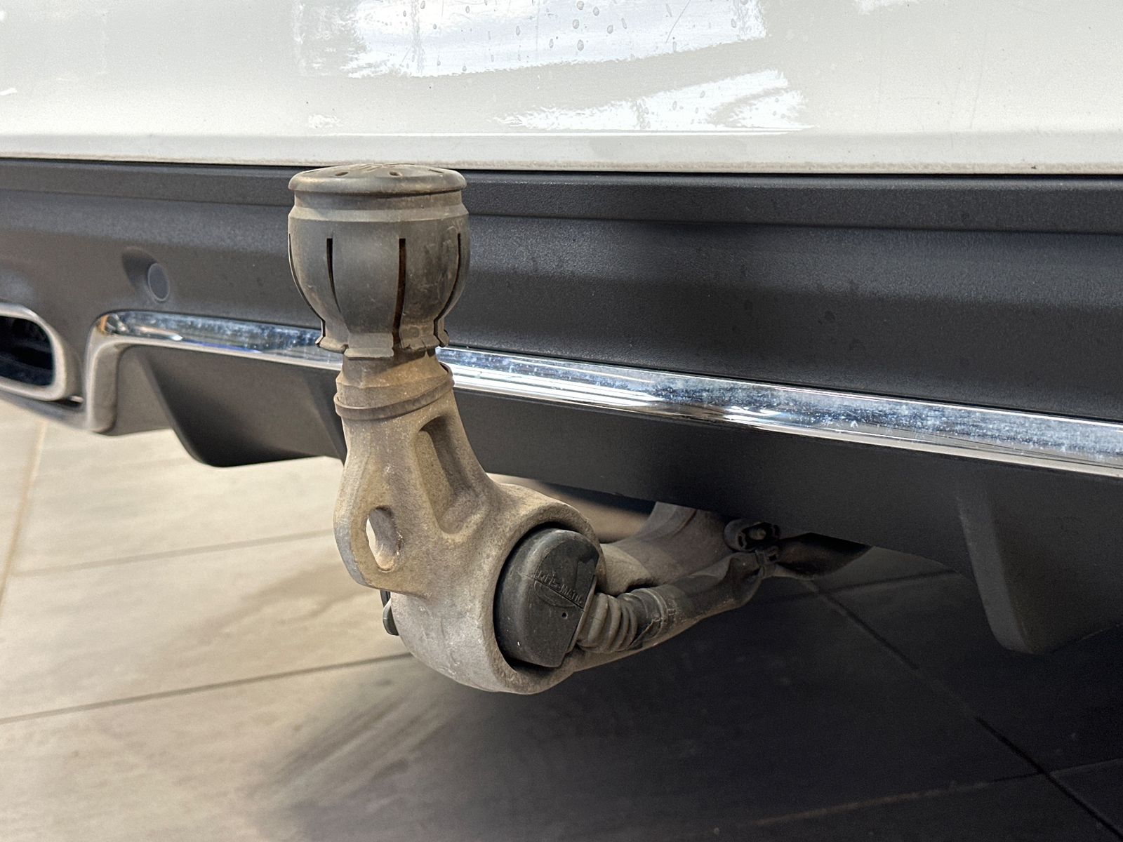 Fahrzeugabbildung Mercedes-Benz C 300 de T AMG-Line NAV+LED+AHK+ACC+KAM+AIRMATIC