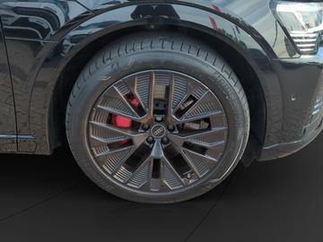 صورة مصغرة 12 لـ 2023 AUDI Q8 E-TRON