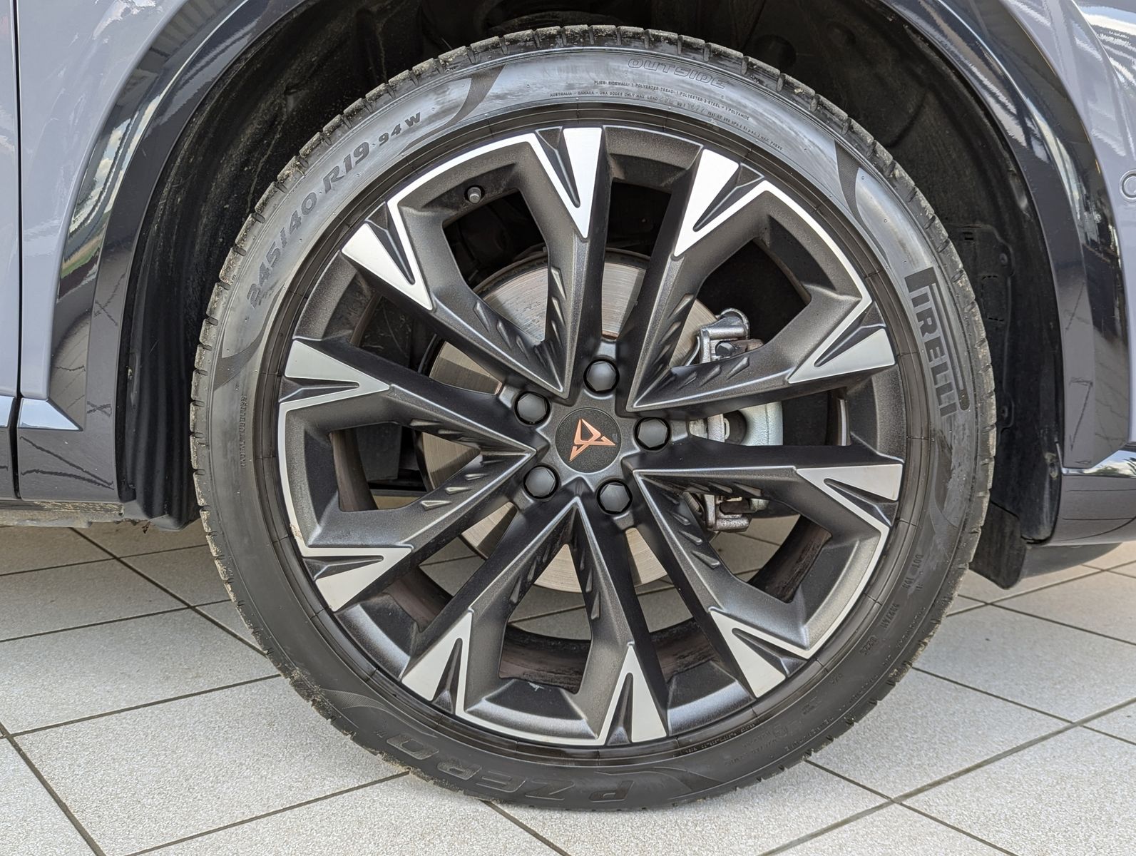CUPRA Formentor 1.5 eTSI Pano Sennh. DCC Kamera Matrix - Image 10