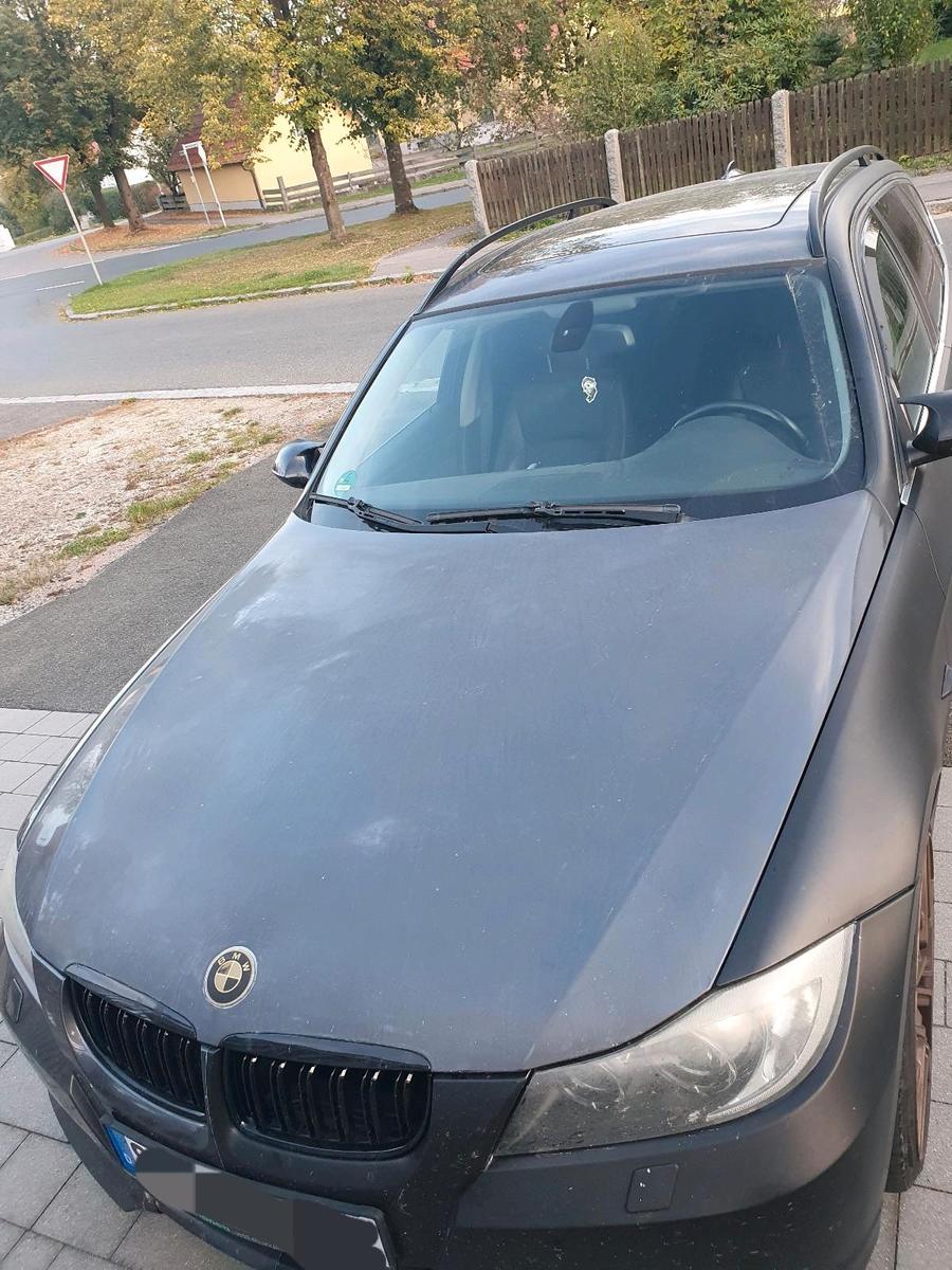 BMW 320