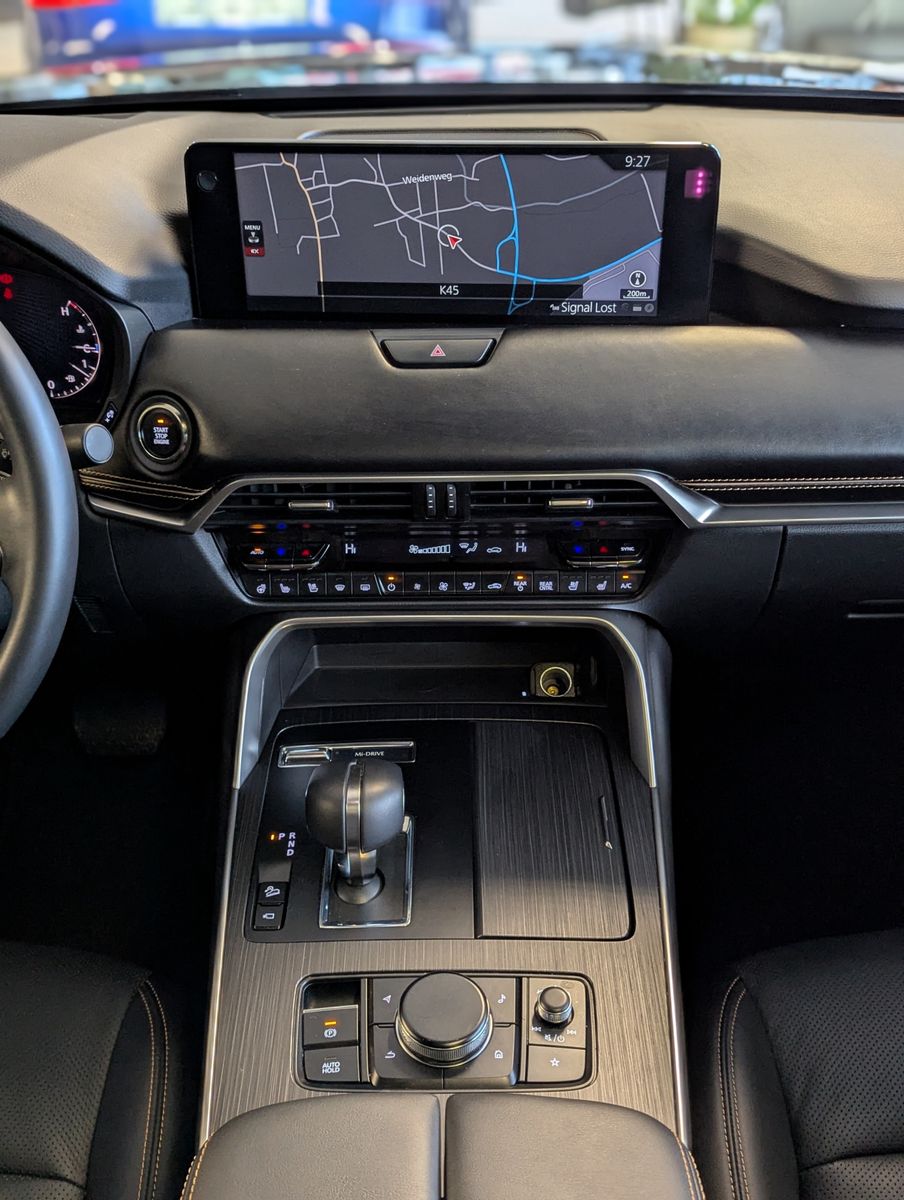 Fahrzeugabbildung Mazda CX-80 3.3L E-SKYACTIV D 254 HOMURA+ 7-Sitze Pano