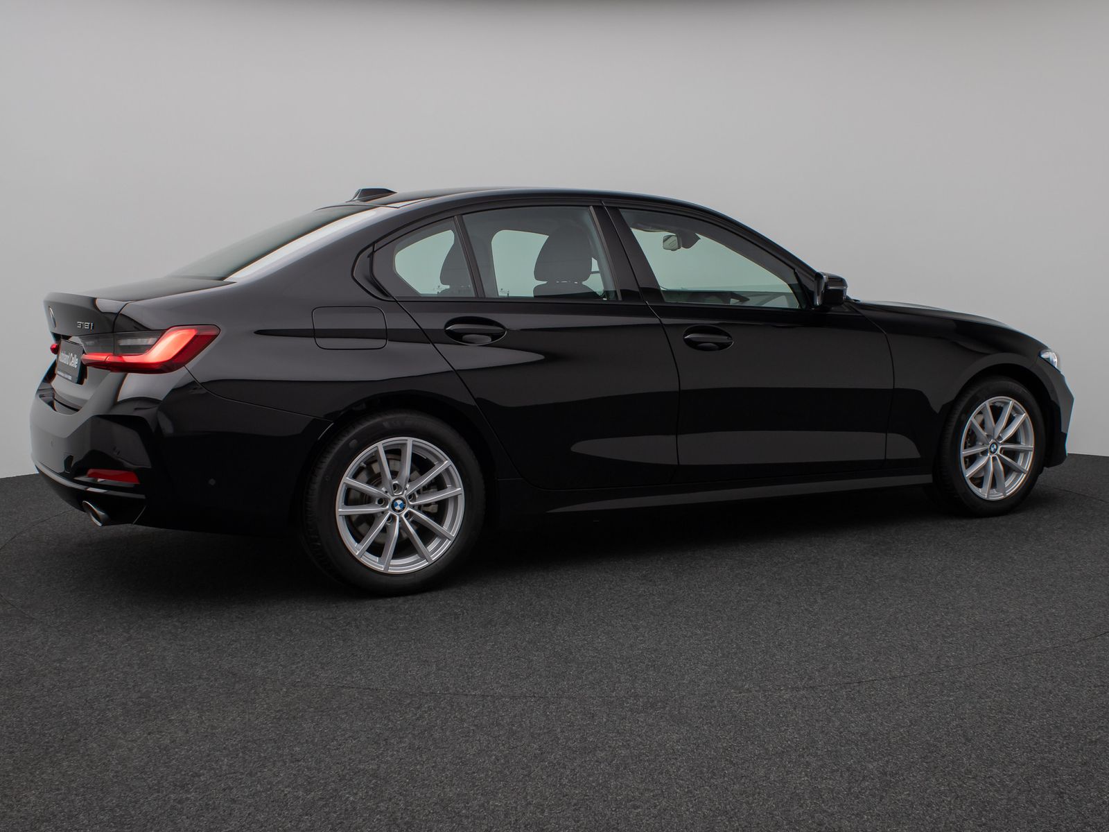 Fahrzeugabbildung BMW 318i Kamera Widscreen DAB Alarm Sportlenkrad LED