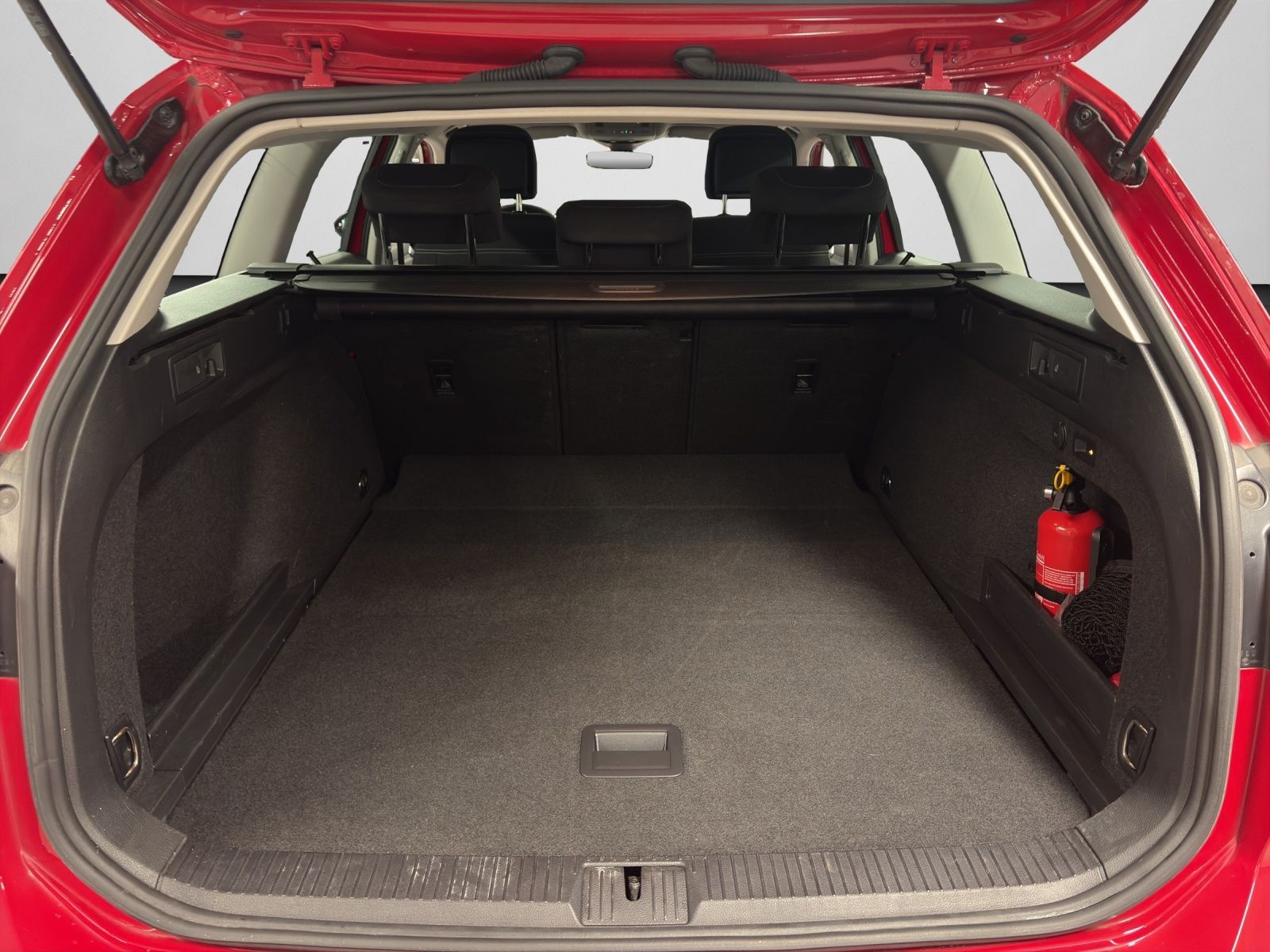 Volkswagen Passat Variant - Bild 16